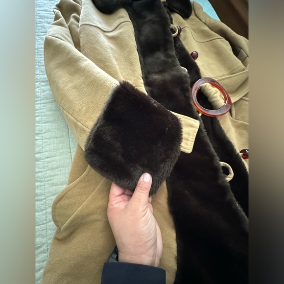 Genuine Heeksuede, brown trim w/ tan color Jacket, size Small - Picture 4 of 7